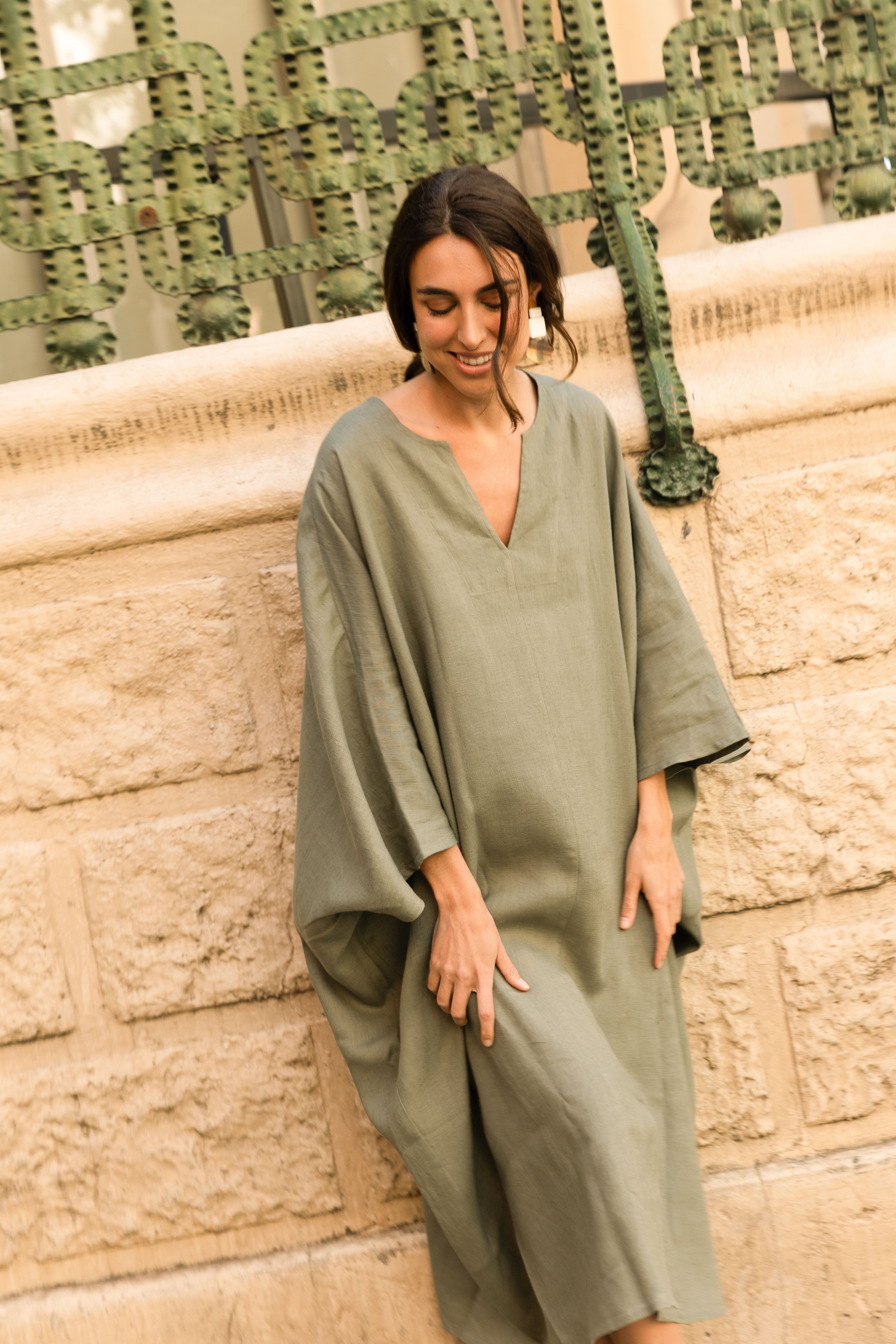 MACONDO City Caftan - Moss Green
