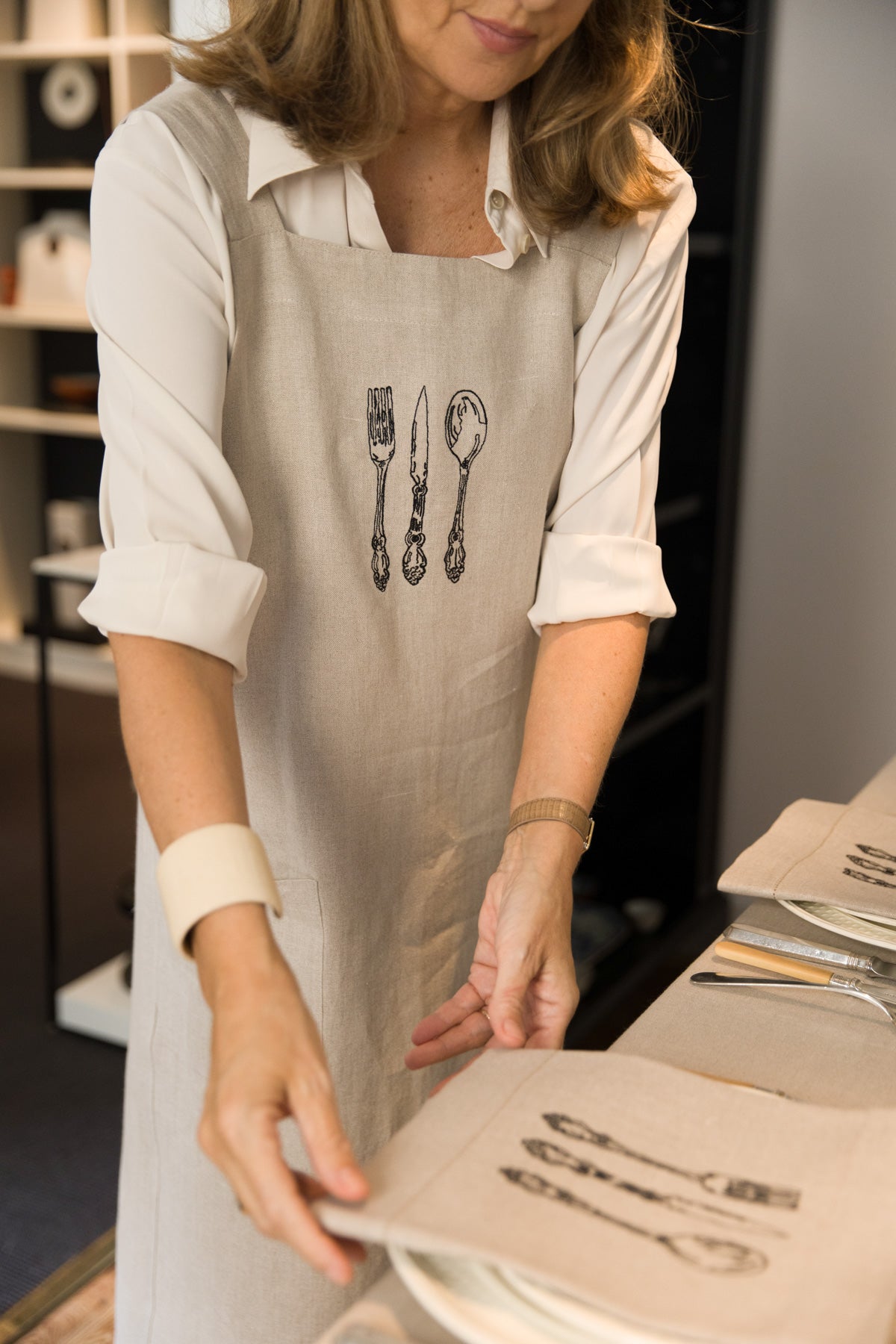 SABOR Pure Linen Apron - Natural & Black