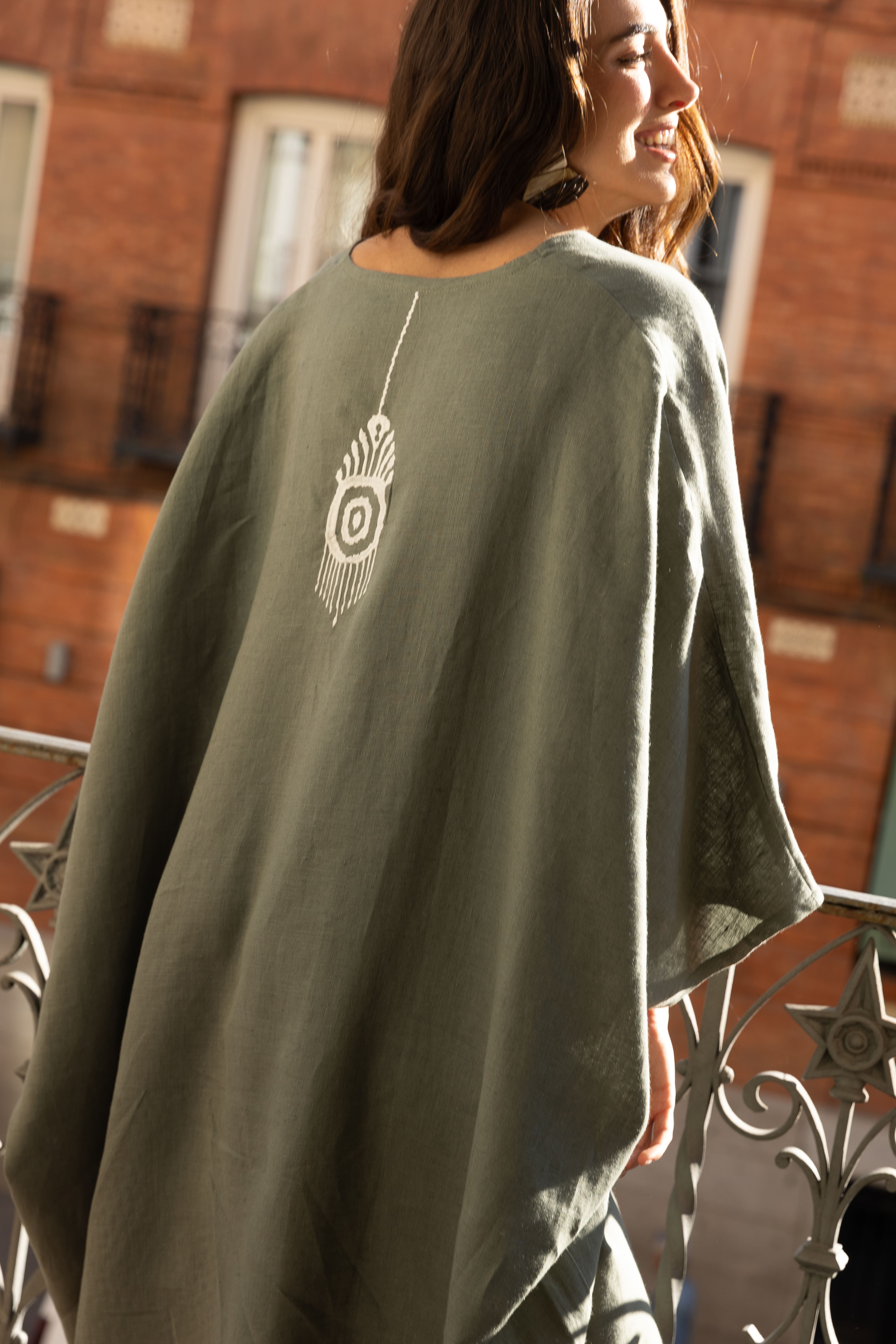 MACONDO City Caftan - Moss Green