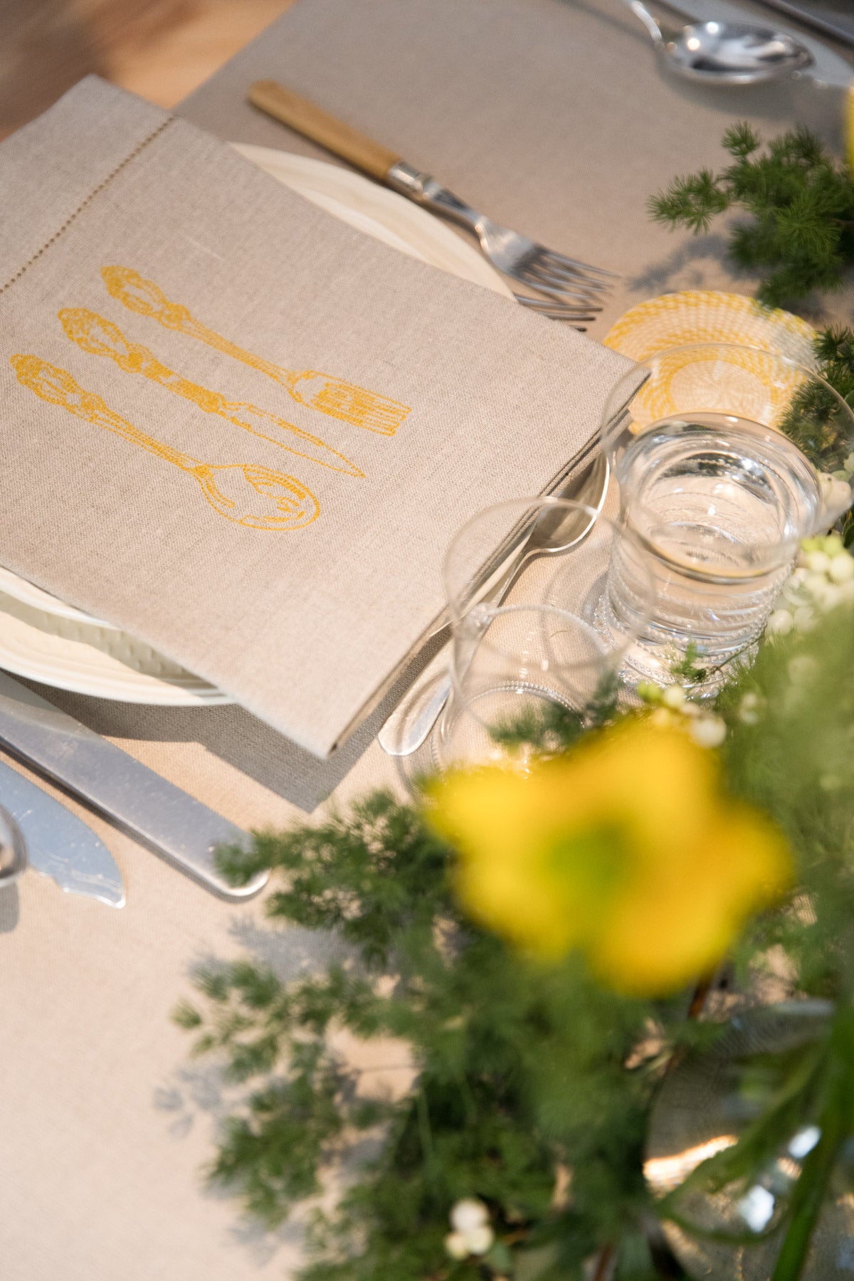 SABOR 4 Napkins & 4 Placemats - Saffron