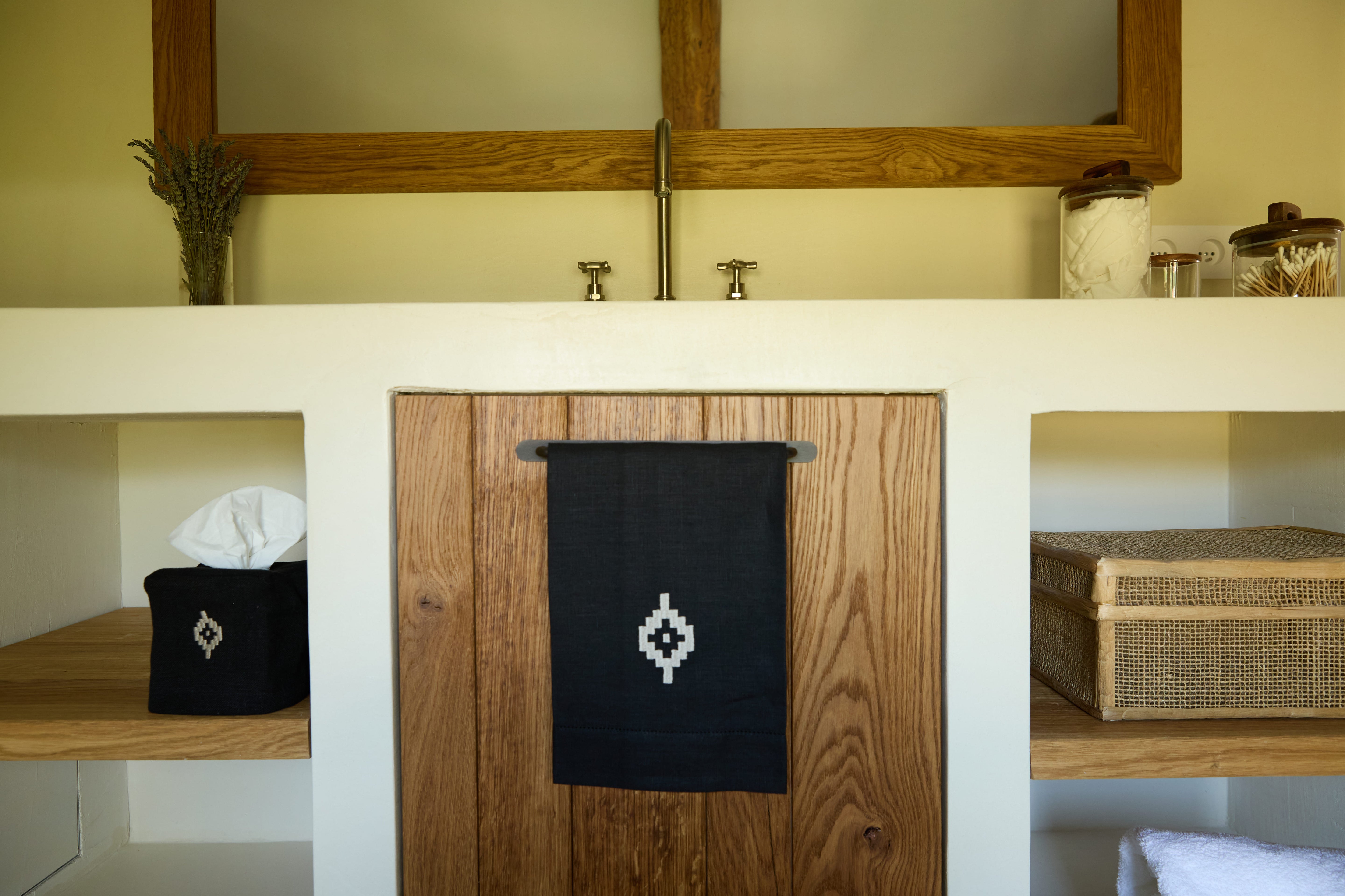 PAMPA Linen tissue box cover – Black