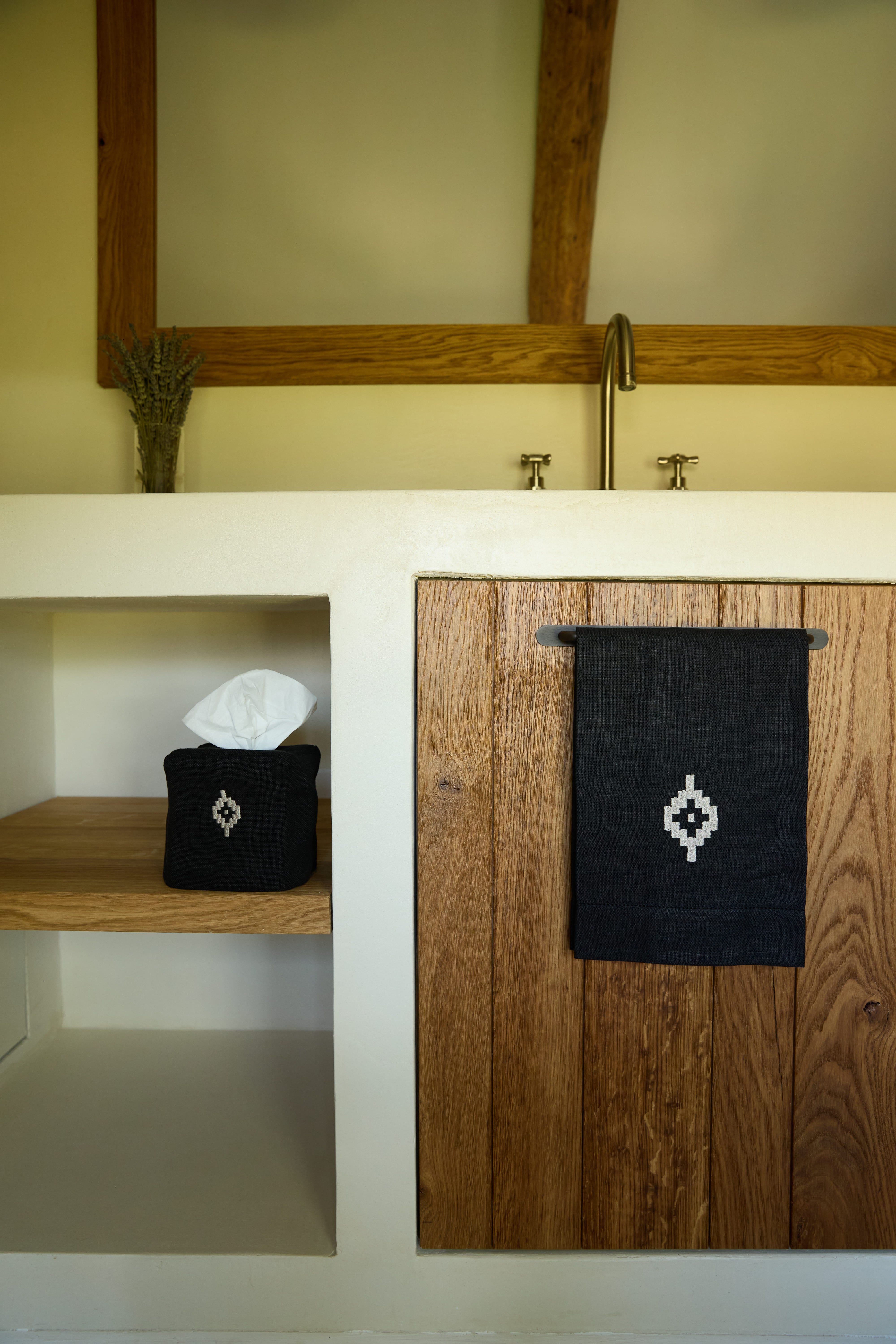 PAMPA Linen tissue box cover – Black