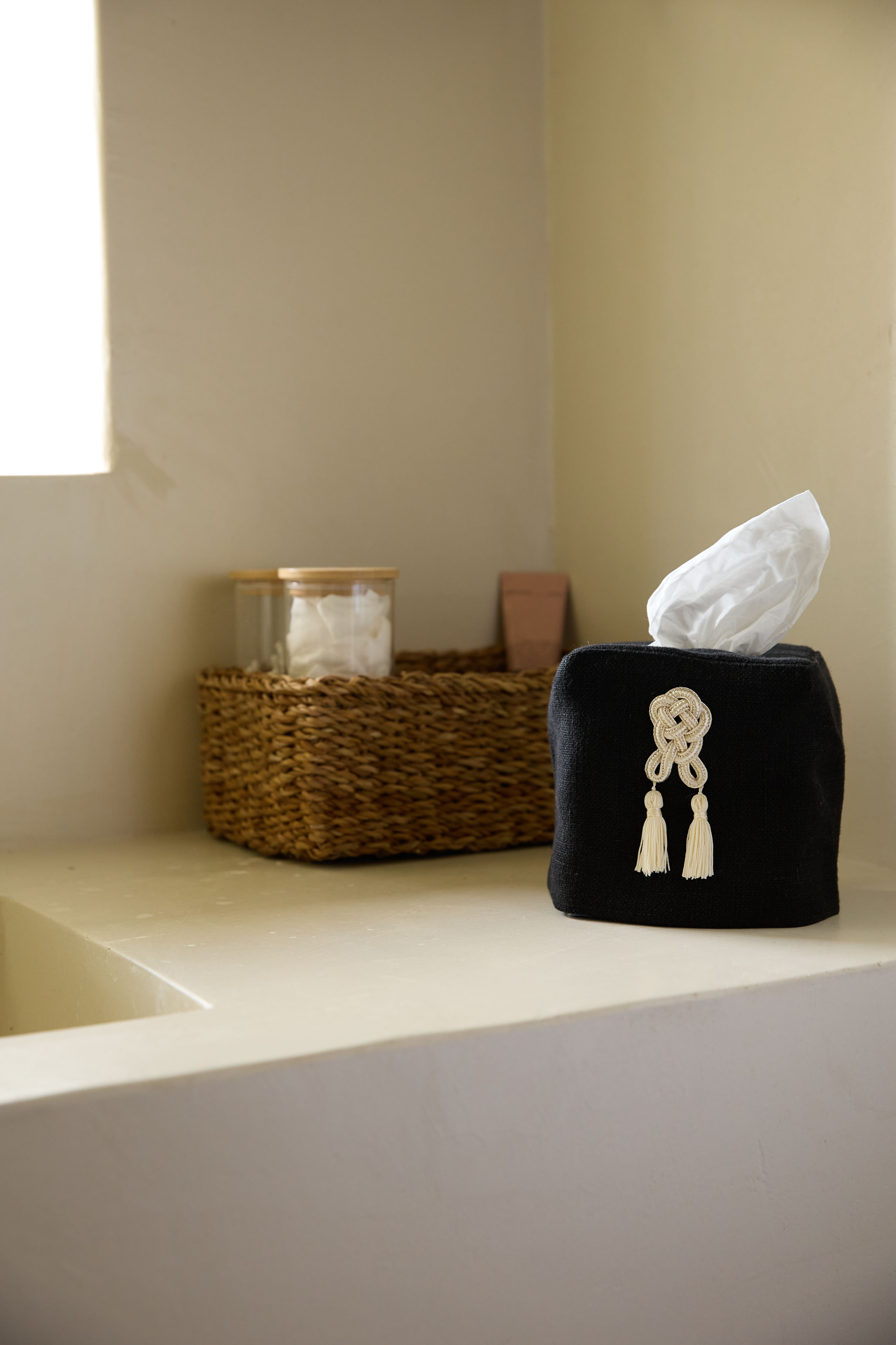 SEVILLA Linen tissue box cover – Black
