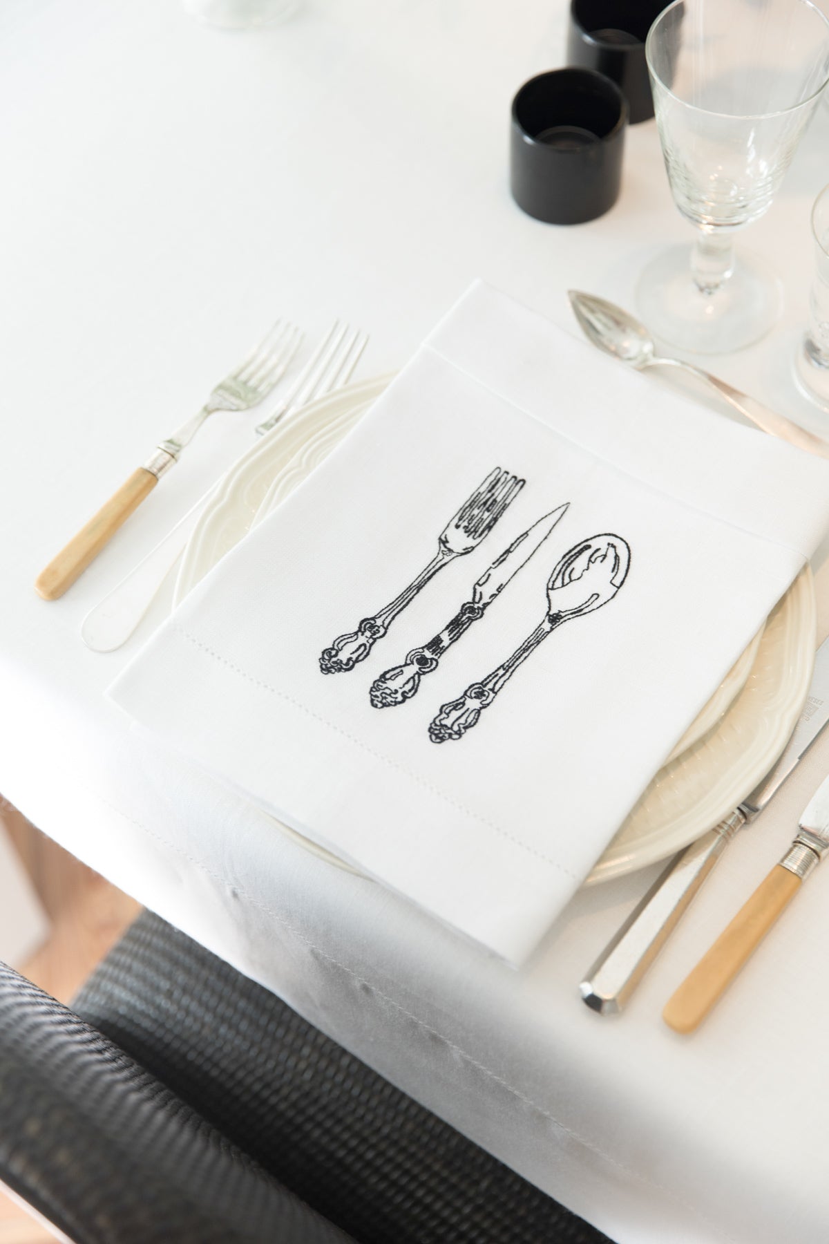 SABOR 4 Napkins & 4 Placemats - Black