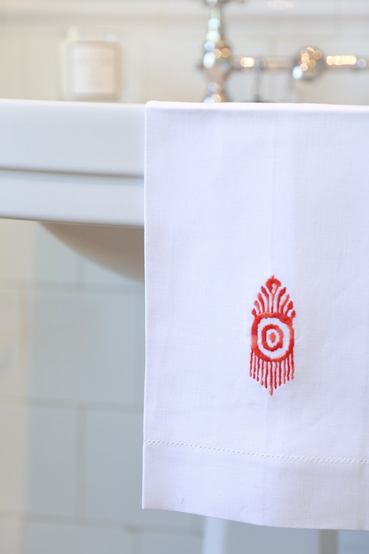 MACONDO Linen Guest Towel - Orange