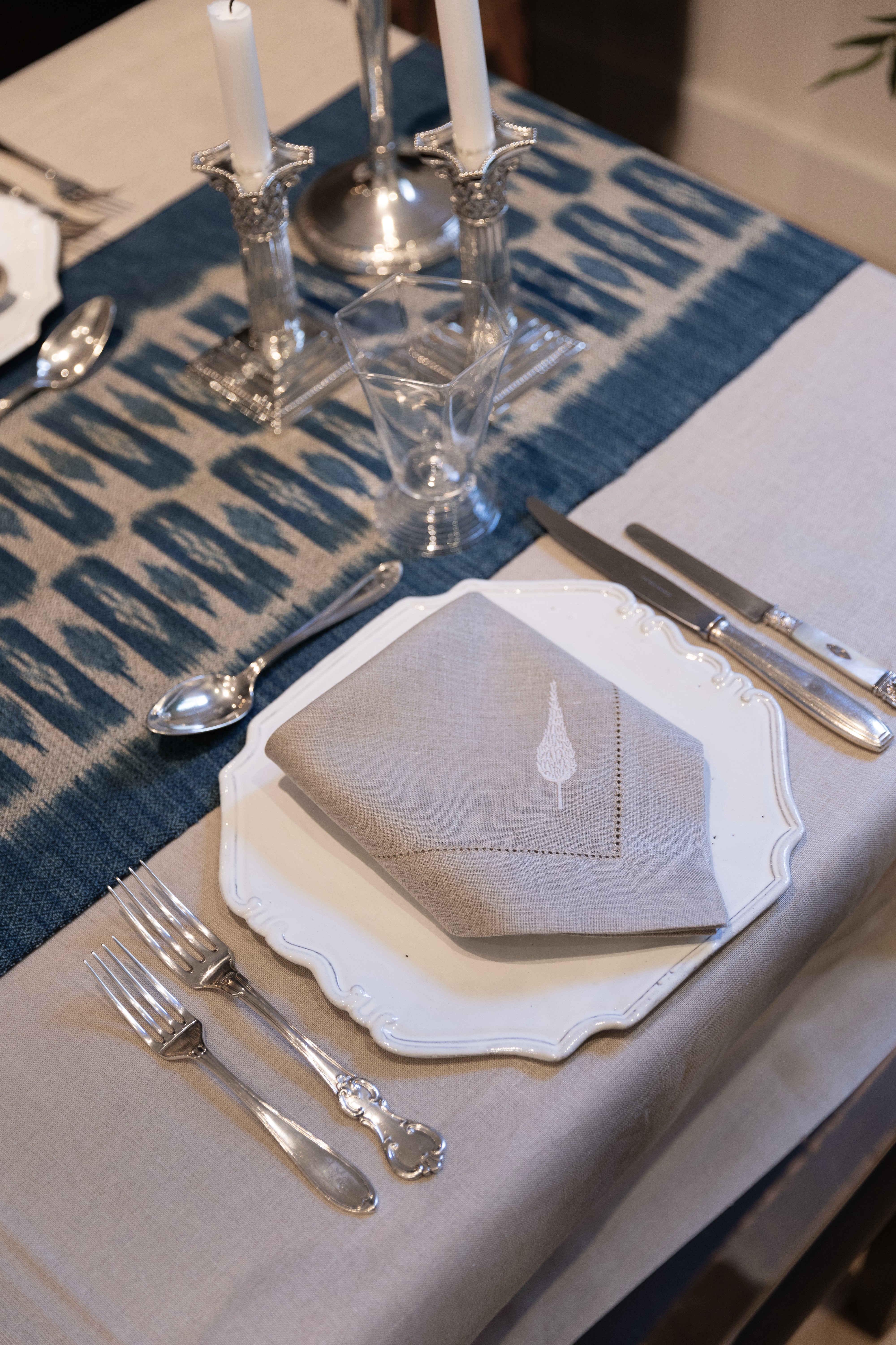 AGRA 4 Napkins & 4 Placemats - Natural & White