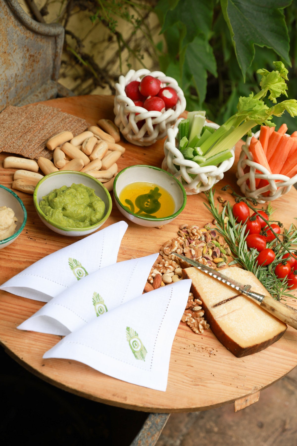 MACONDO Set of 8 linen cocktail napkins - Green