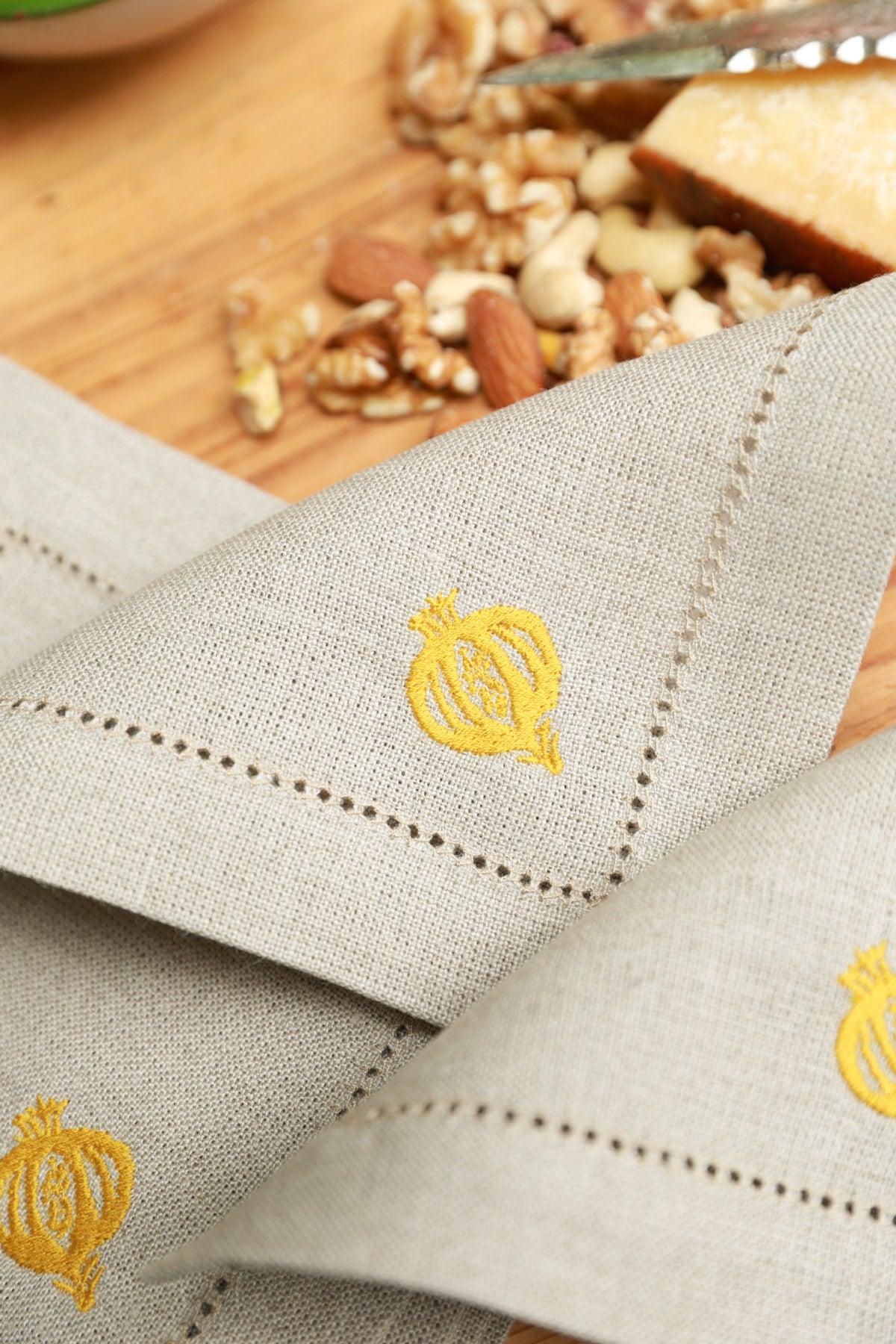 GRANADA Set of 8 linen cocktail napkins - Saffron