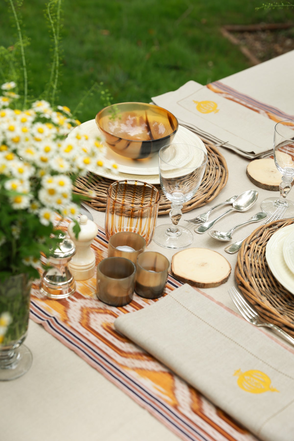 GRANADA Pure Linen Dining Set (For 4) - Saffron