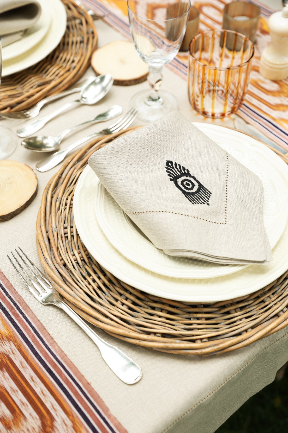 MACONDO 4 Napkins & 4 Placemats - Natural & Black
