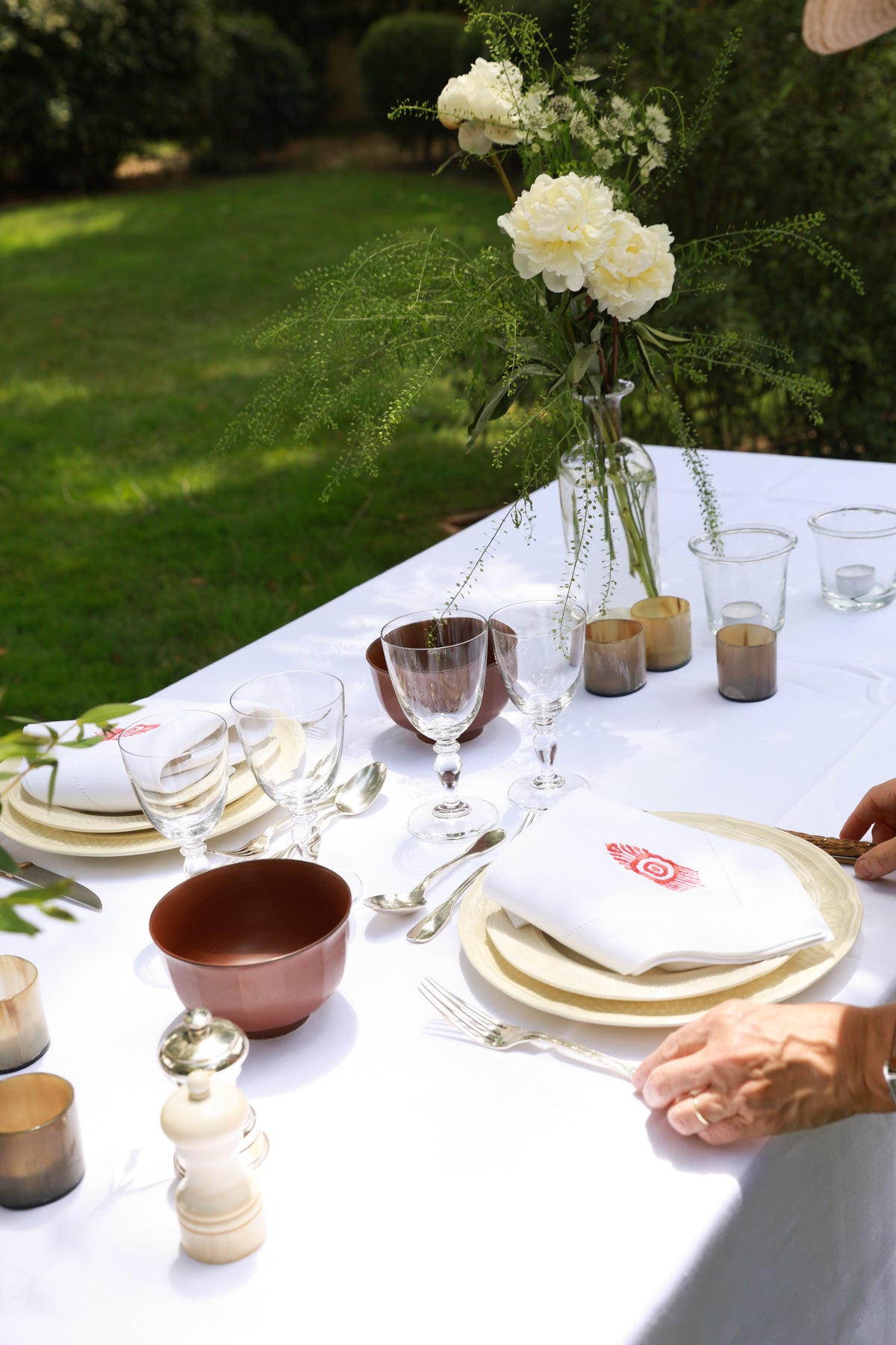 MACONDO Pure Linen Dining Set (For 4) - Orange