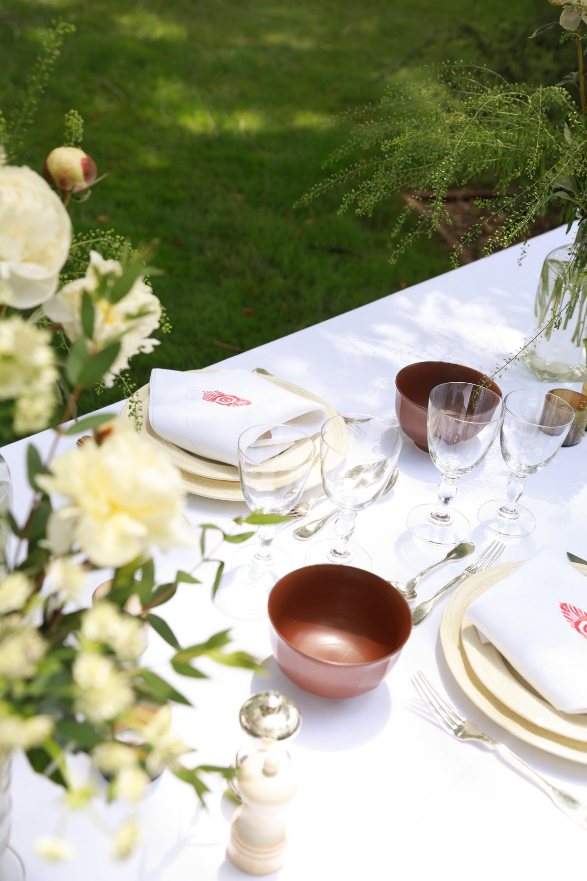 MACONDO Pure Linen Dining Set (For 4) - Orange