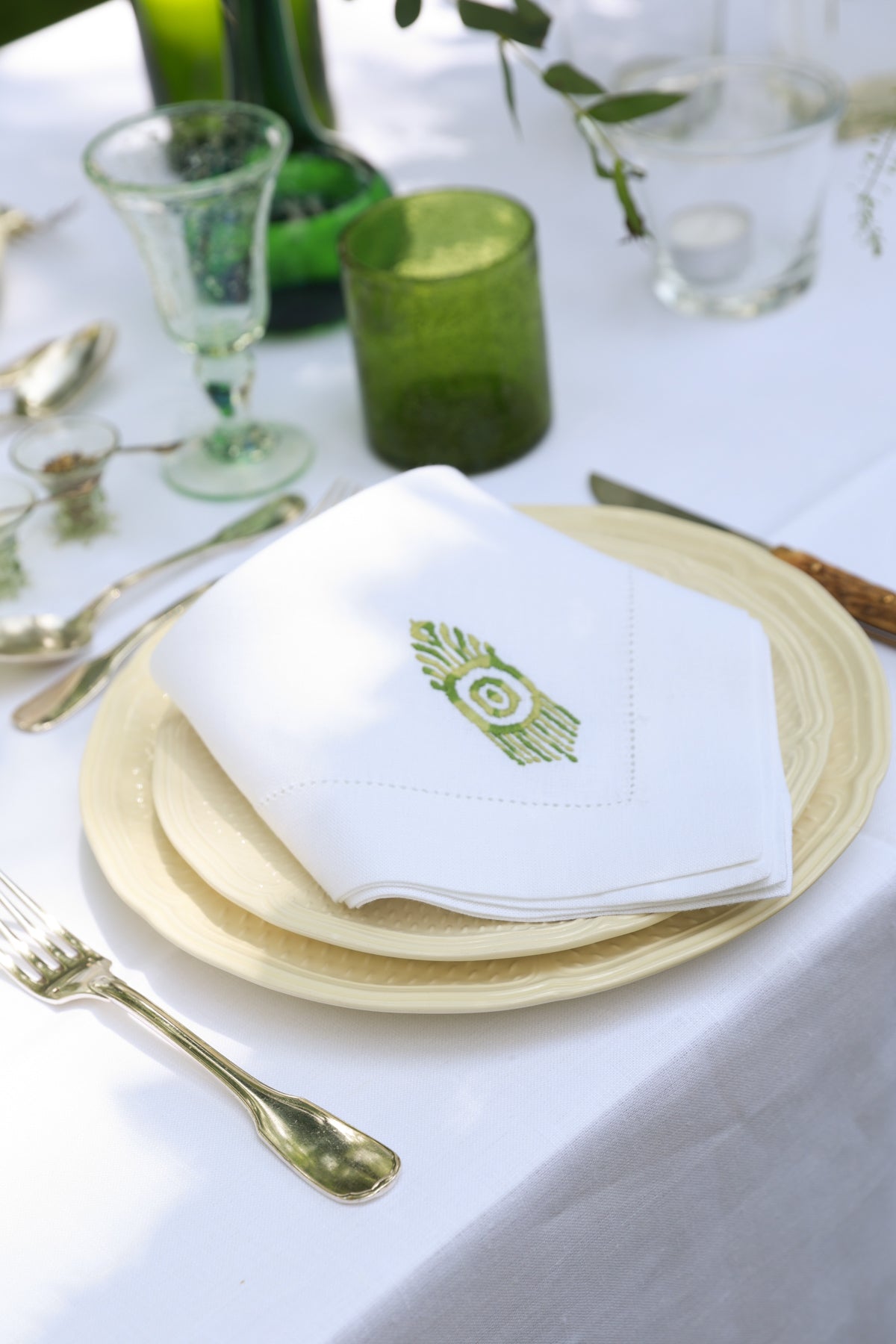 MACONDO Pure Linen Dining Set (For 4)  - Green