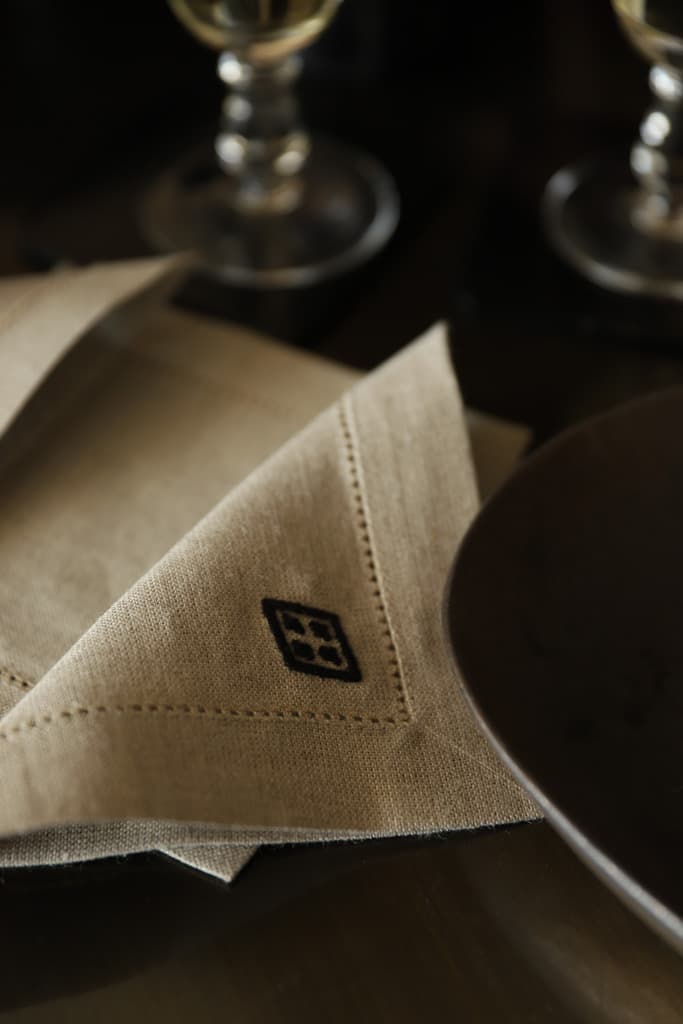 PAMPA Set of 8 linen cocktail napkins - Natural