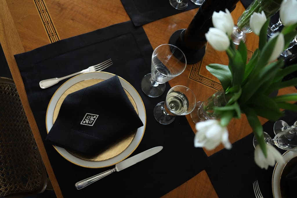 PAMPA 4 Napkins & 4 Placemats - Black