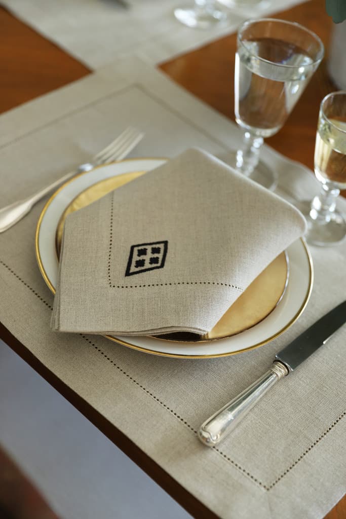 PAMPA 4 Napkins & 4 Placemats - Natural