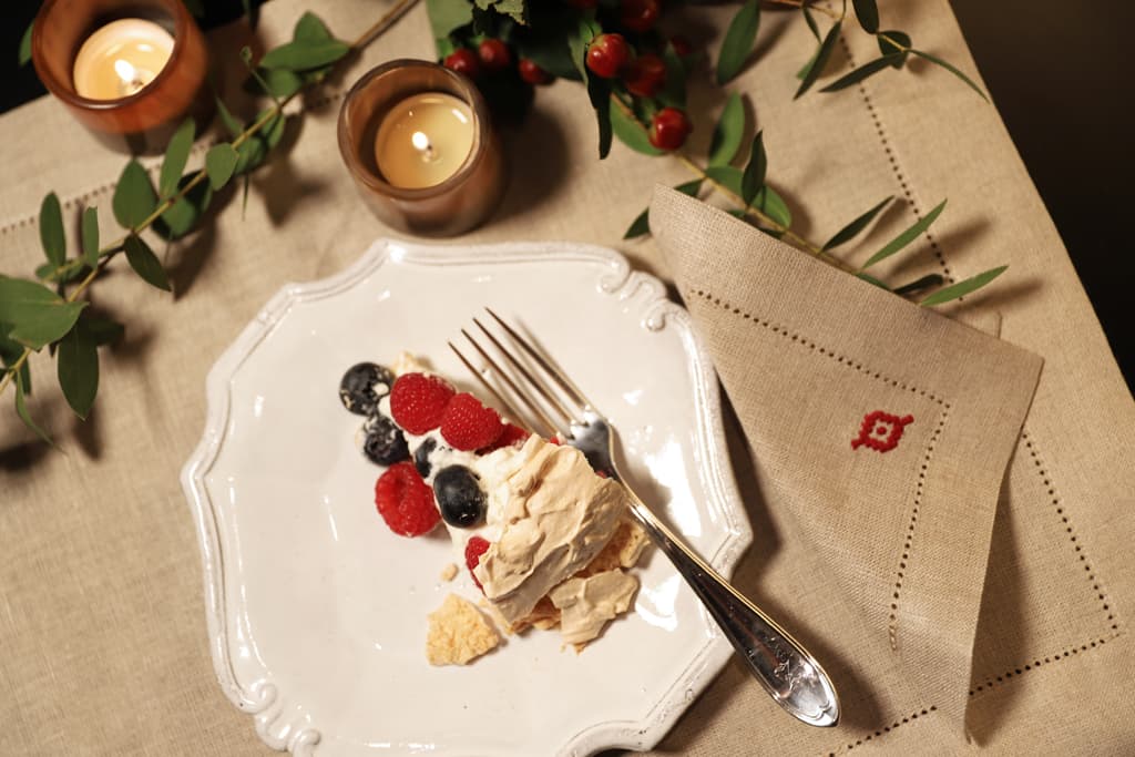 PAMPA Set of 8 linen cocktail napkins - Red