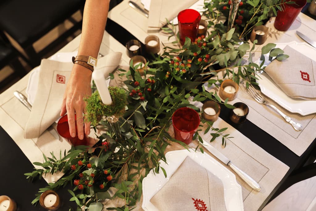 PAMPA 4 Napkins & 4 Placemats - Natural & Red