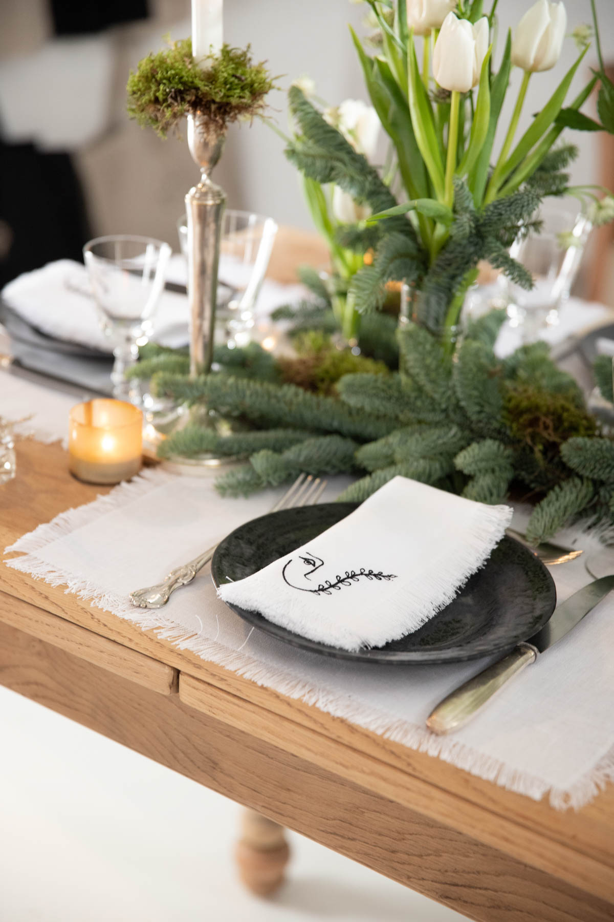 Studio Erhart x Mint&Rose PALOMA Lining Dining Set
