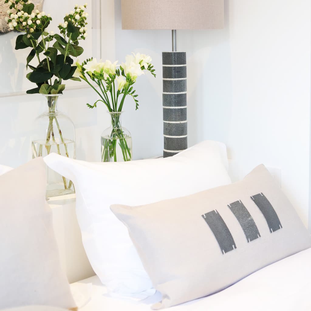 PANGLAO Table Lamp - Grey
