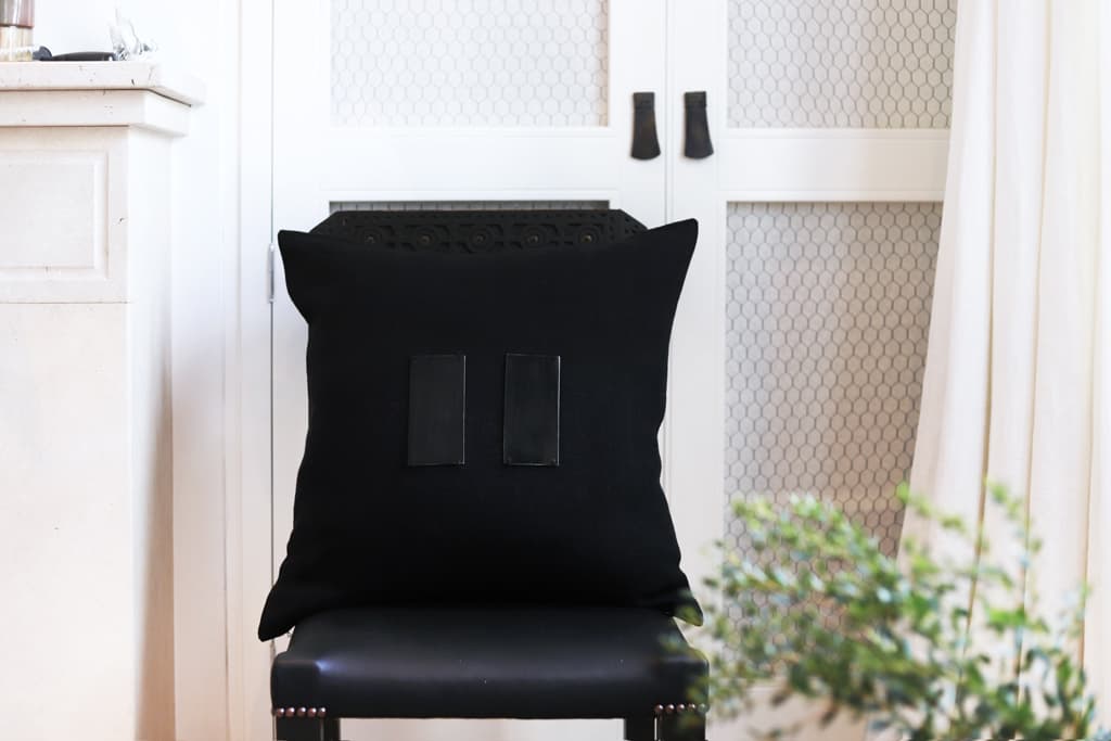 PAMPA Linen Cushion 50x50 - Black