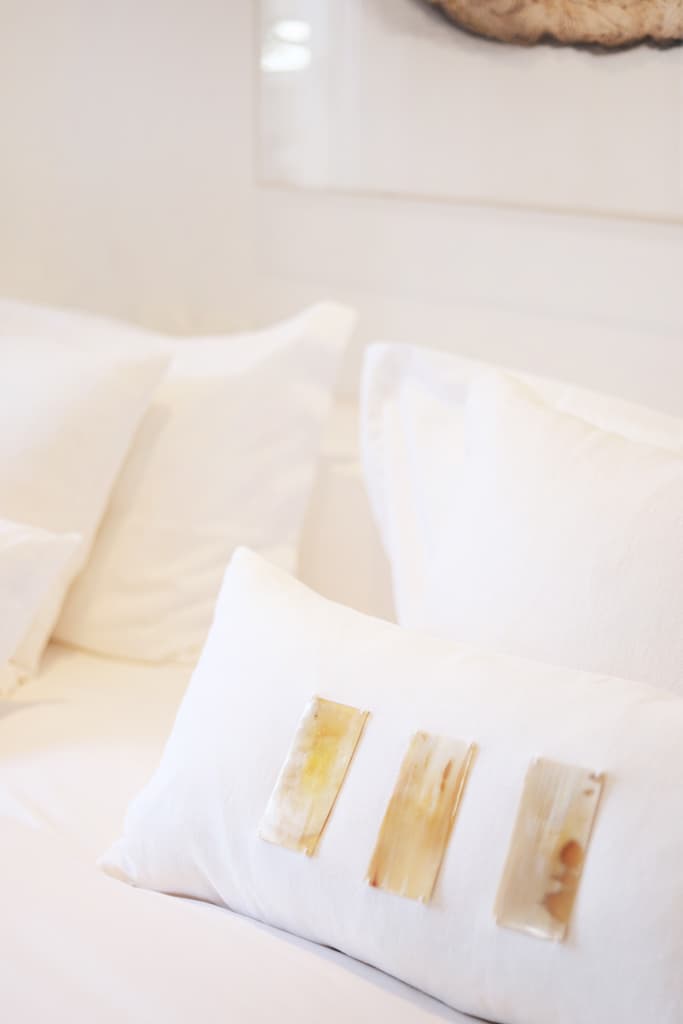 PAMPA Linen Cushion 70x35 - White