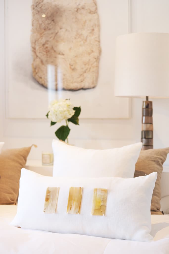 PAMPA Linen Cushion 70x35 - White