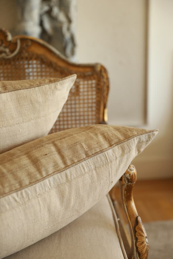 MALI Cotton & Silk Cushion 70x35