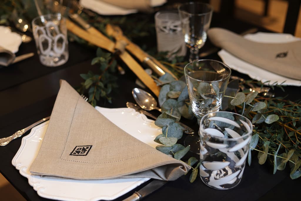 PAMPA Set of 4 Oversized Linen Napkins - Natural