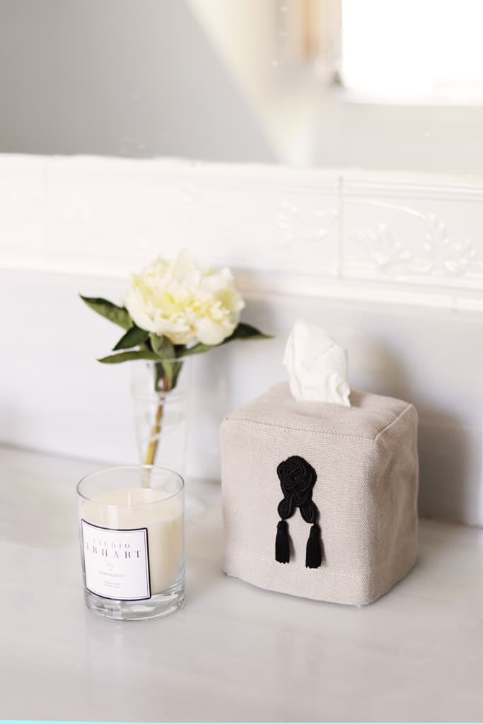 SEVILLA Linen tissue box cover – Natural