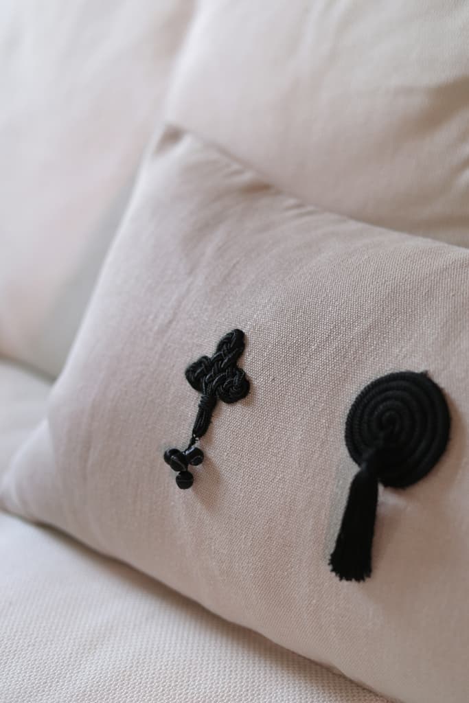 SEVILLA Linen cushion 70x35 - Beige