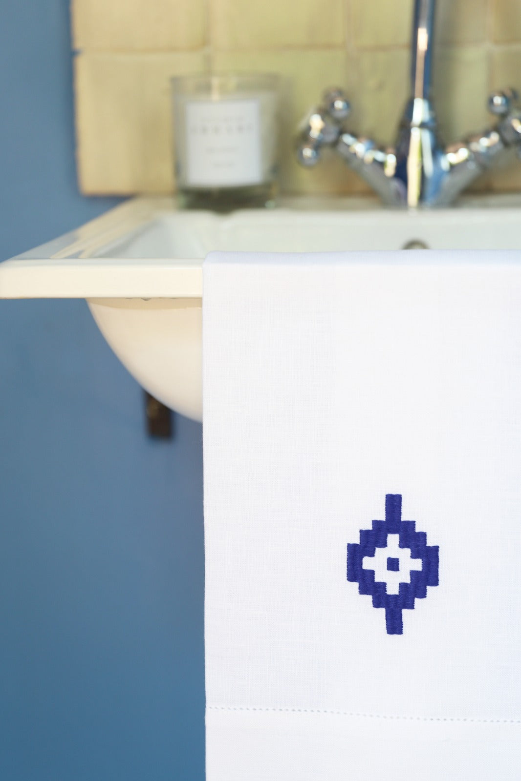 PAMPA Linen Guest Towel - Blue