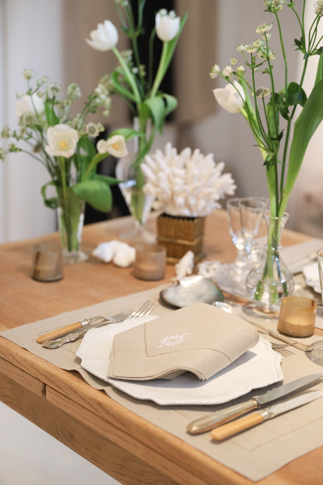 PAMPA 4 Napkins & 4 Placemats - Natural & White