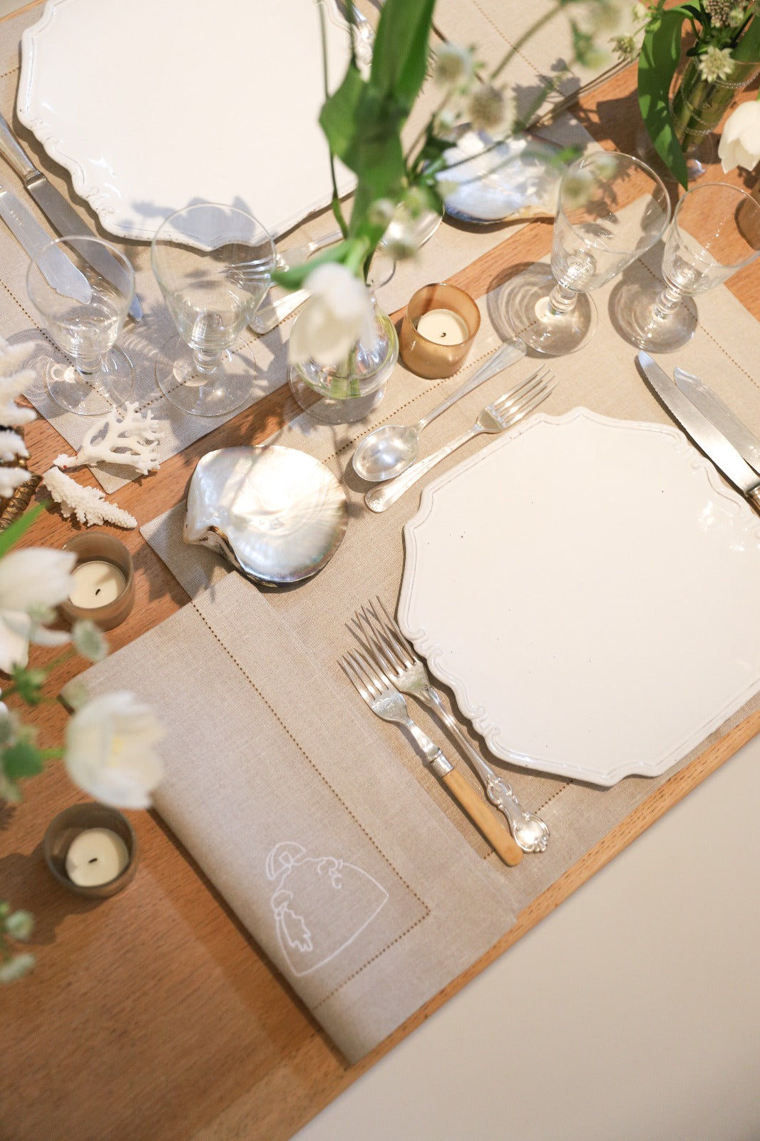 DIEGO 4 Napkins & 4 Placemats - Natural & White