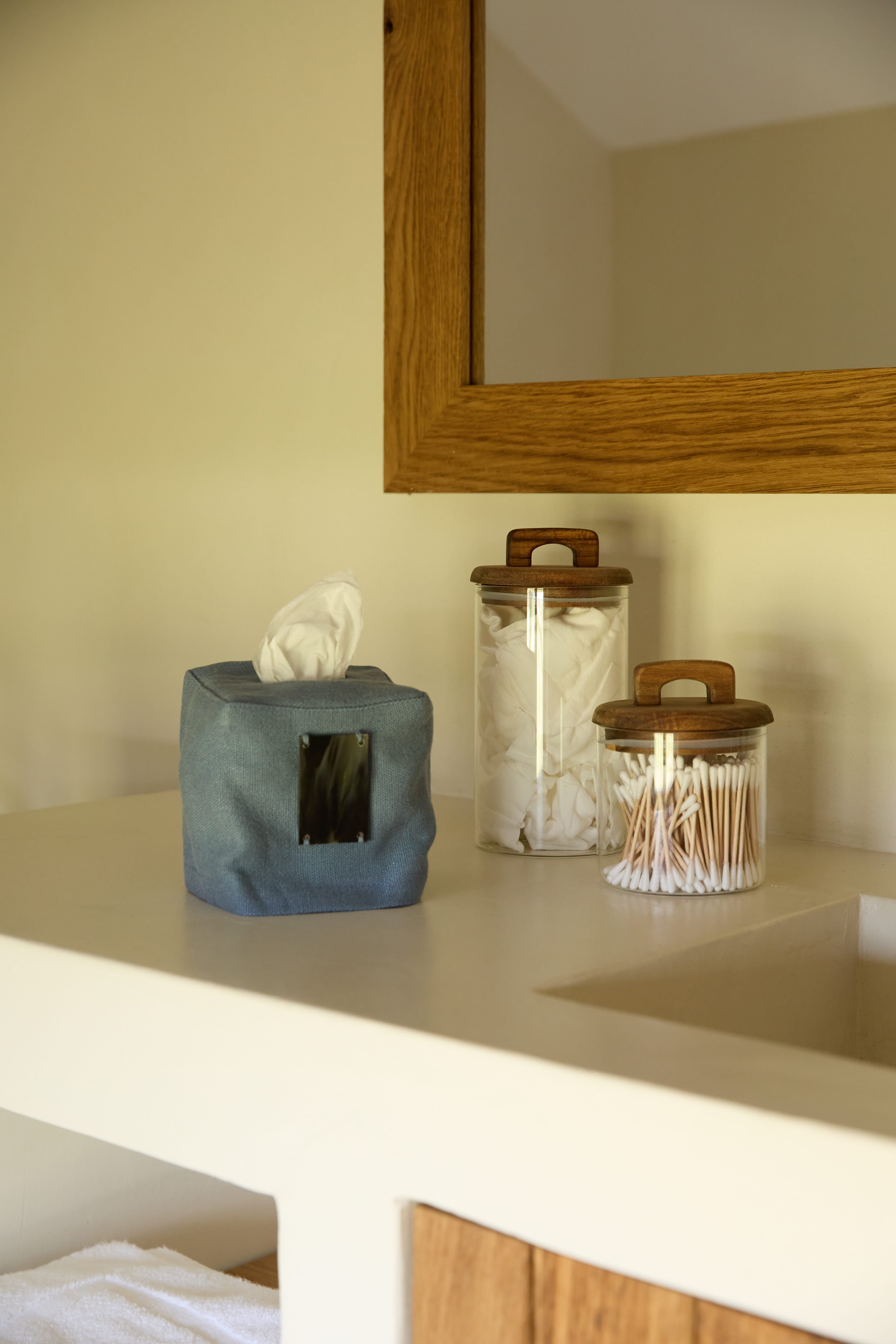 PAMPA Linen tissue box cover with horn – Blue