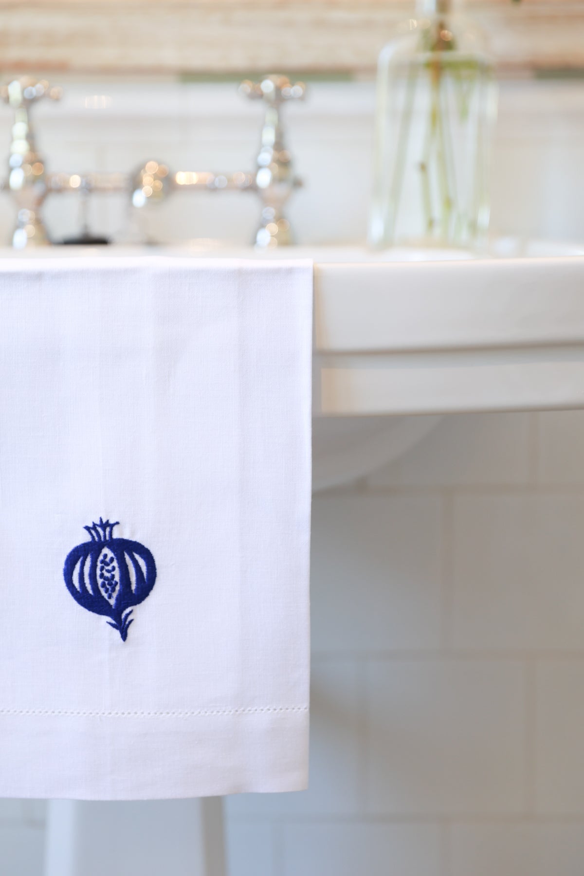 GRANADA Linen Guest Towel - Blue