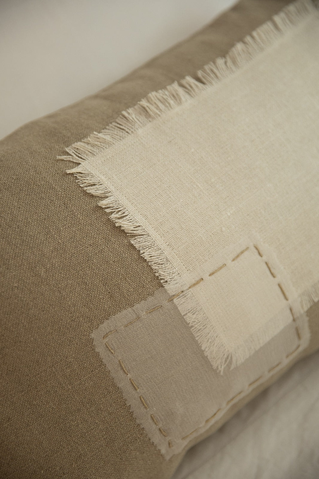 SABOR Linen & Silk Cushion 55x35 - Natural