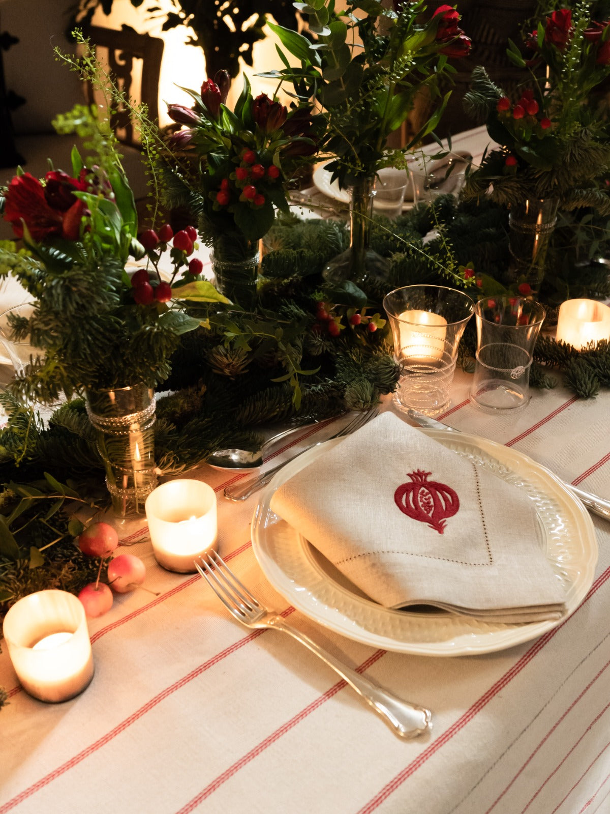 GRANADA Natural Christmas Table Bundle - For 6 guests