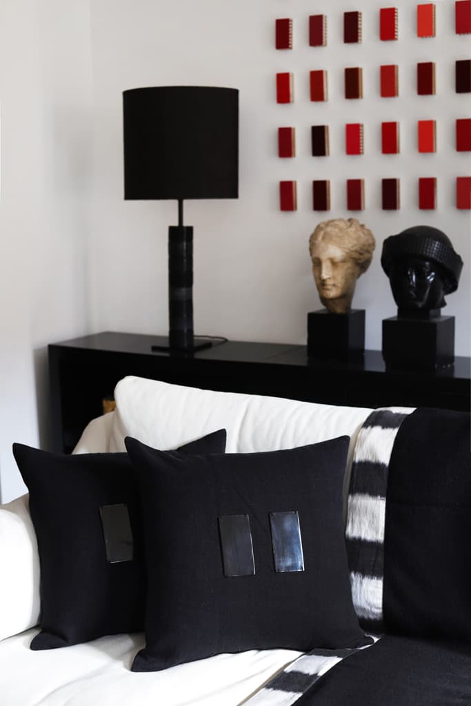 PAMPA Linen Cushion 50x50 - Black
