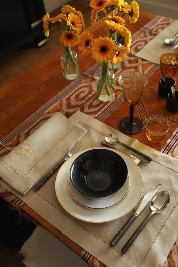 PABLO Linen dining set for 4 - Saffron