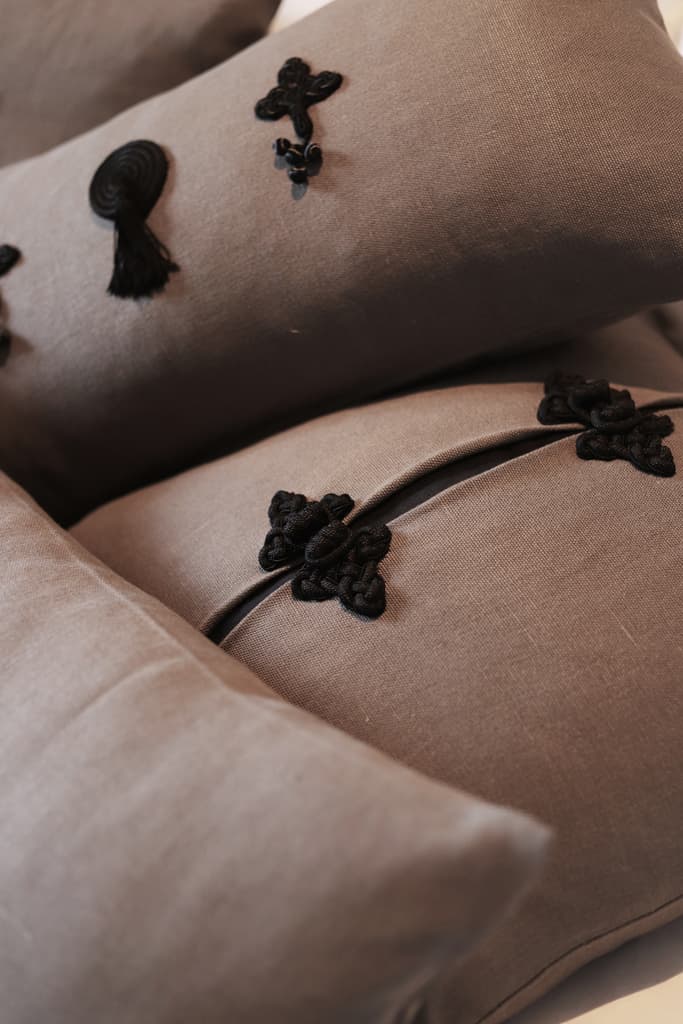 SEVILLA Linen cushion 70x35 - Grey