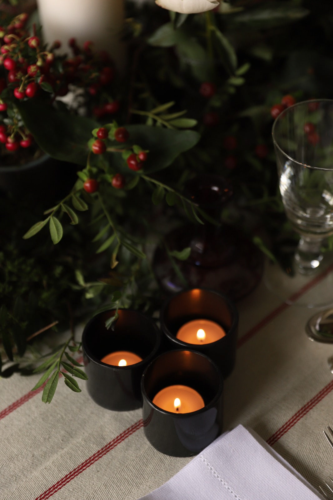 PAMPA Horn Tealight Candle Holders - Set of 8 - Black