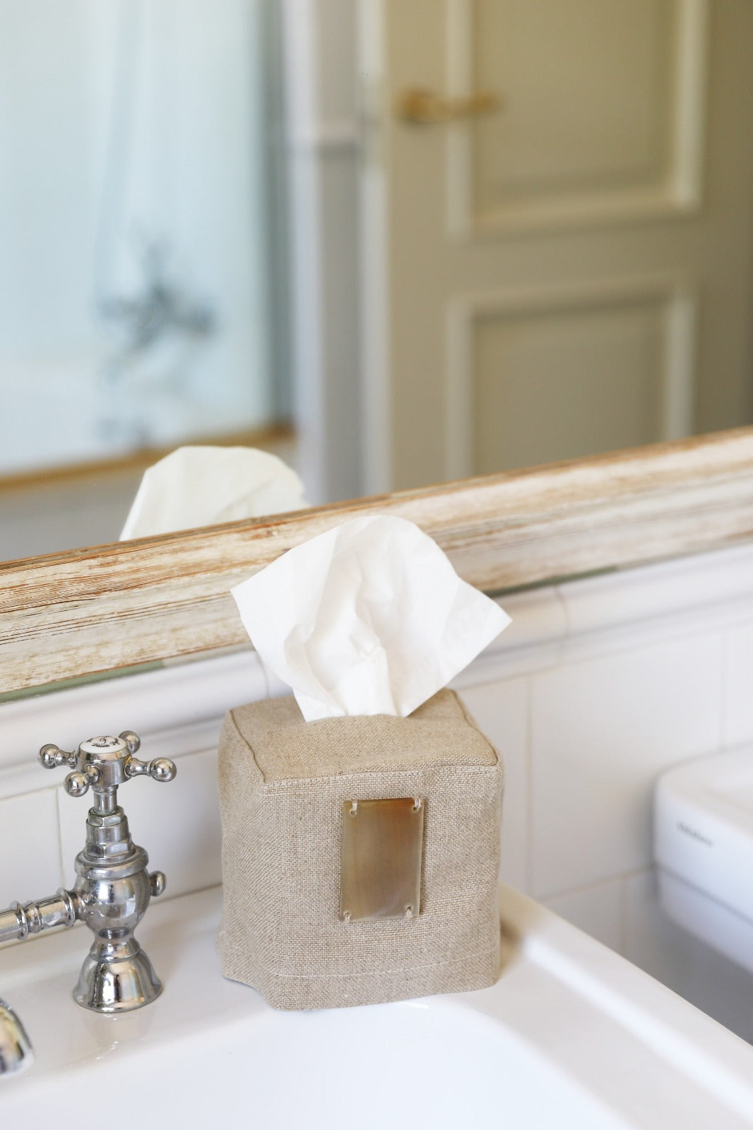 PAMPA Linen tissue box cover with horn – Natural